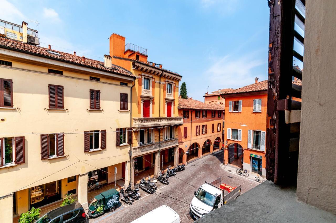 Porta Antica Apartment Bologna Exterior photo