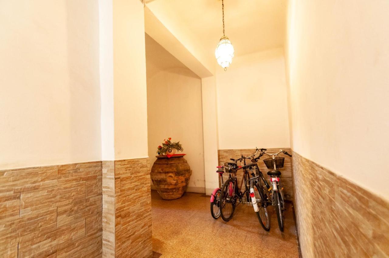 Porta Antica Apartment Bologna Exterior photo